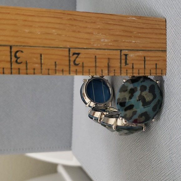 New Fun Jewelry Blue Leopard Print Stretch Bracelet - Picture 3 of 3